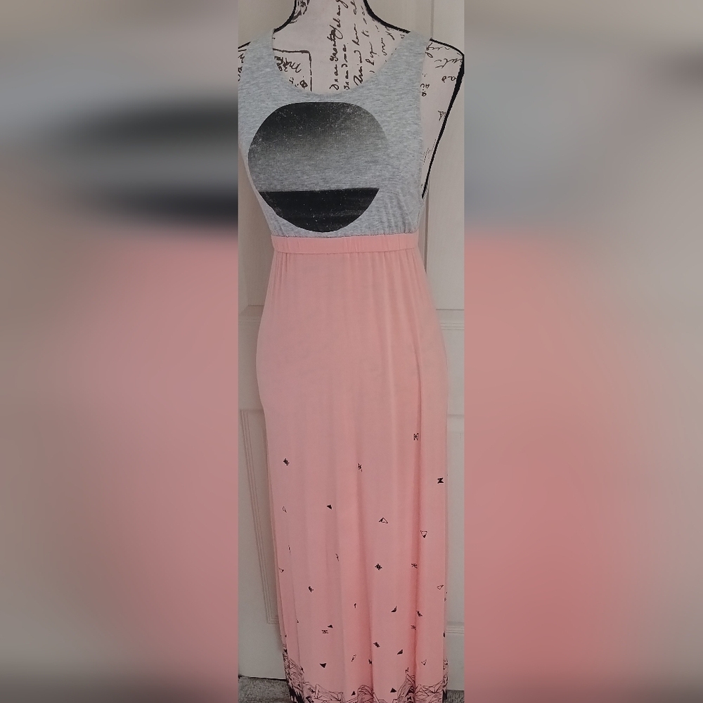 5/$25 Volcom Maxi Dress